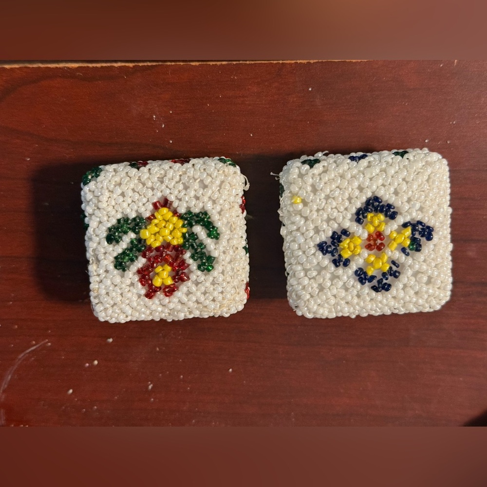 Pair of VTG Handmade Seed Pearl Beaded Boxes Handcrafted Indian Trinket Boxes